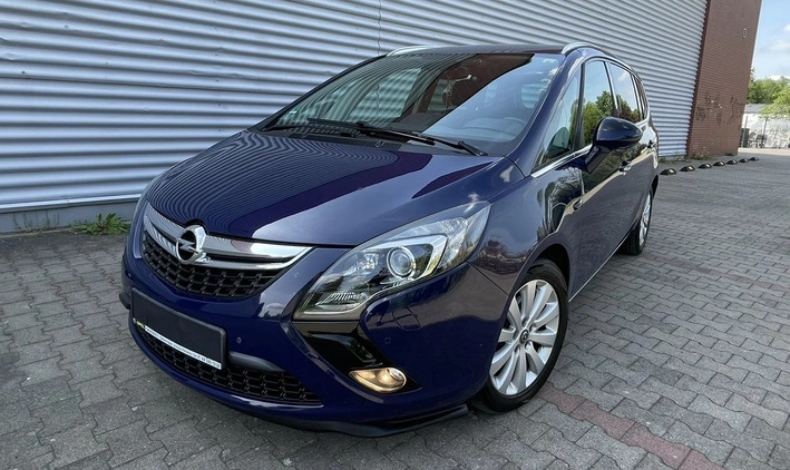 Opel Zafira cena 29900 przebieg: 312000, rok produkcji 2012 z Gubin małe 704